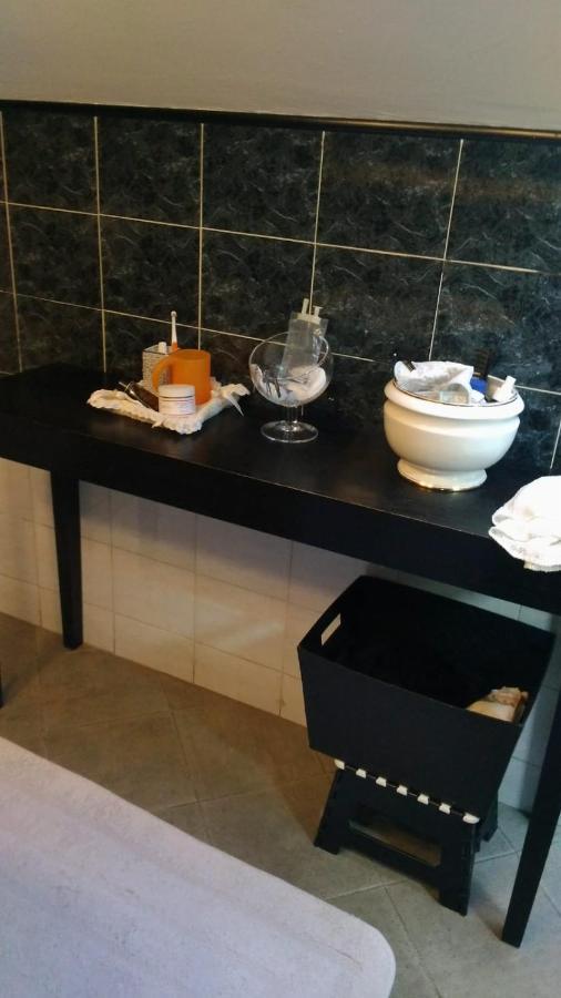Casa Lilli Apartment Валекрозия Екстериор снимка